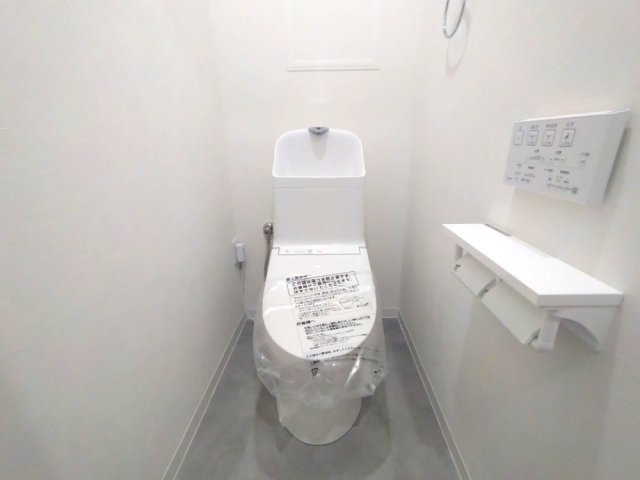トイレも新品で清潔感があります！