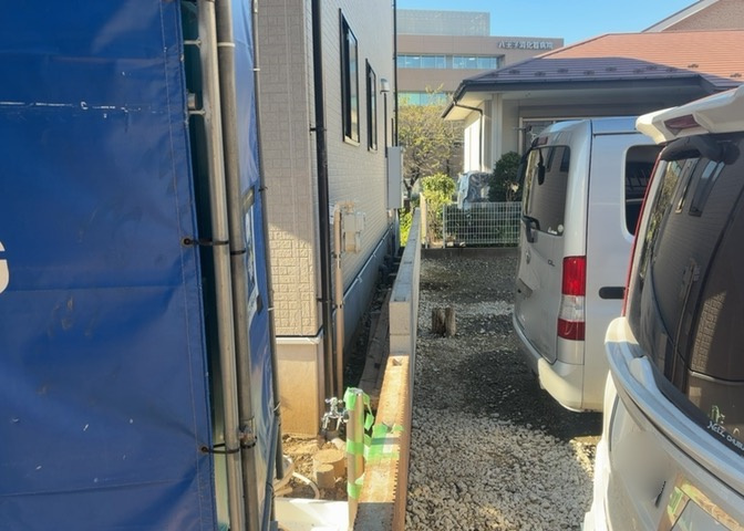毎日の光熱費を抑える高効率な省エネ給湯器を標準設置しています。少ないエネルギーでお湯を沸かすことができ、地球環境にもお財布にも優しい仕様です。いつでもお好みの温度で快適なお湯をご利用いただけます。