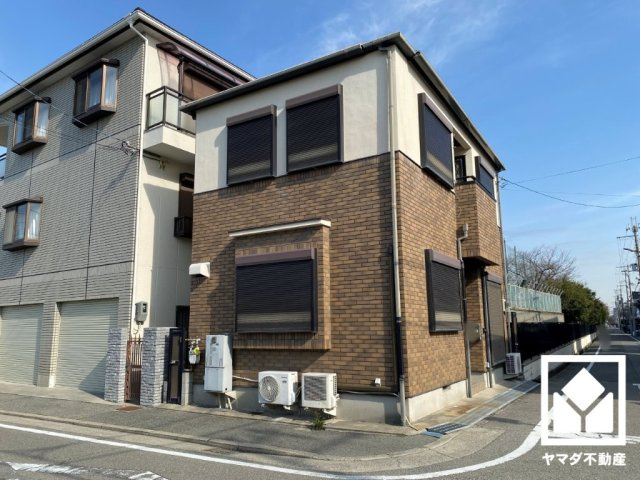 3路線利用可能で、毎日の通勤・通学だけでなく、休日のお出かけまで利便性に優れています。