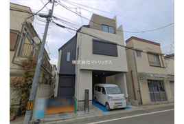 板橋区小茂根2丁目　22.5帖LDK×屋上×2台駐車　大型邸宅の外観