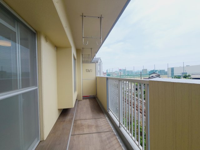 〇十分な広さも確保しています。陽当り・通風良好です。