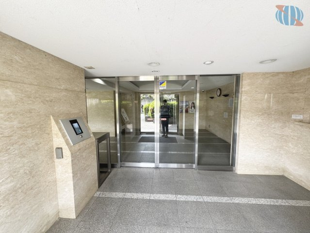 【オートロック】安心のオートロック付きマンション。セキュリティ面も良好です。