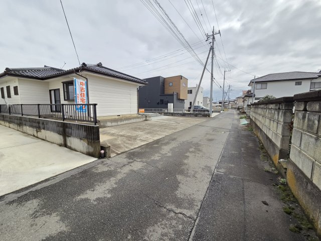 西側前面道路幅員約3.0ｍ