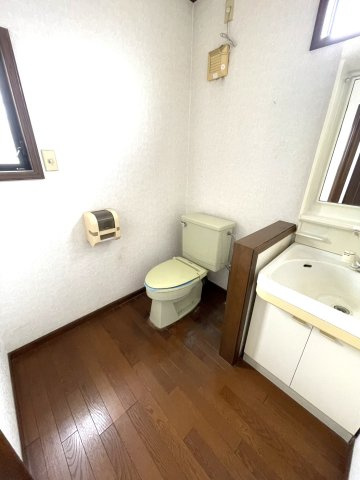 2階　トイレ