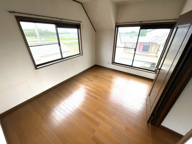 3階　洋室　6帖