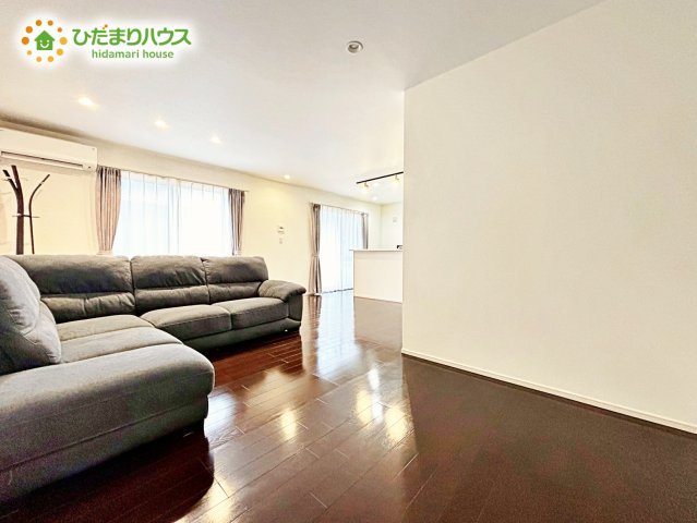 家族だんらんを育む開放感あふれるLDK