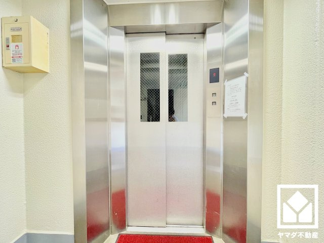 スムーズな移動を叶えるエレベーター。毎日の生活にゆとりをもたらす、快適な暮らしの動線をサポートします。