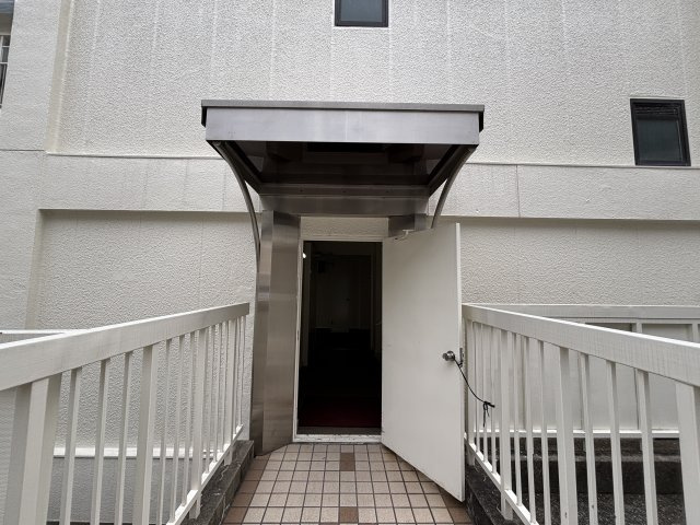阪急甲陽線「苦楽園口」駅まで徒歩17分の立地。毎日の通勤・通学だけでなく、休日のお出かけまで利便性に優れています。