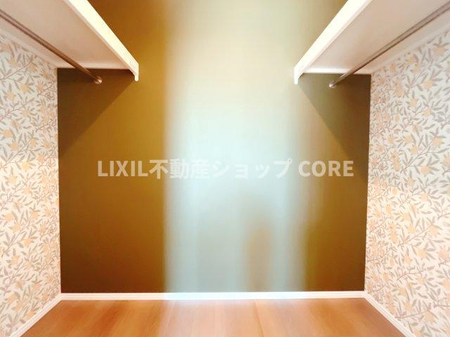 ウォークインクローゼットのある住まいで収納上手な生活を実現！　