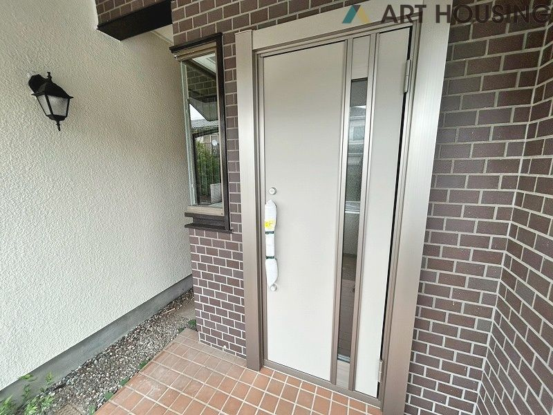 毎日通る玄関はこちらです