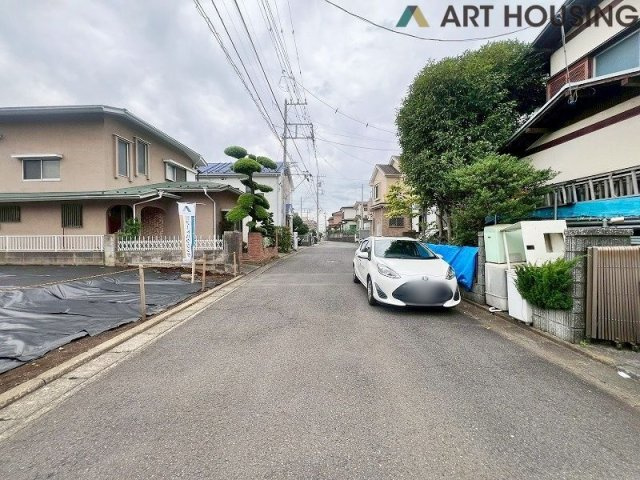 前面道路です