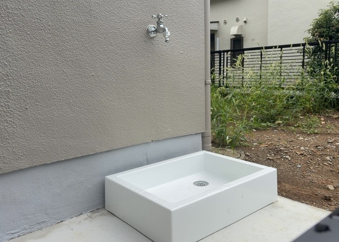 新調された分電盤や電気設備など、目に見えにくい部分までしっかりとリフォームが施されています。日々の生活で安全かつ快適にお使いいただけるよう配慮された安心の住まい設備が万全に整っております。