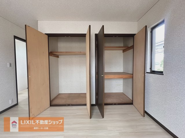 大容量の収納付。家族との思い出もたくさん収納できますね。　