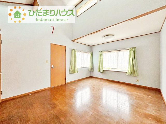 夏場に心地良いひんやり感はフローリングならでは☆彡