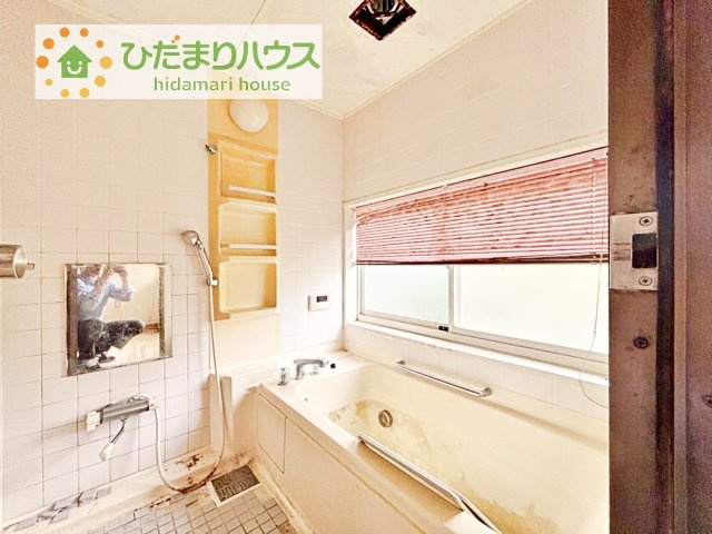 大人が足を伸ばしても十分な広さ！一人でゆっくりくつろぐ時間も大切です！