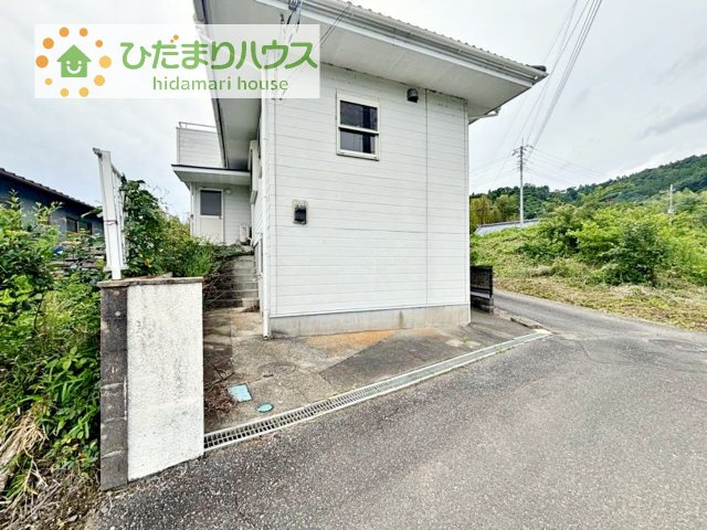 マイホームなら駐車場代がかかりません！しかも、自宅の駐車場で洗車ができます！今までコイン洗車に行っていた手間も省けて、節約にもつながります(^^♪