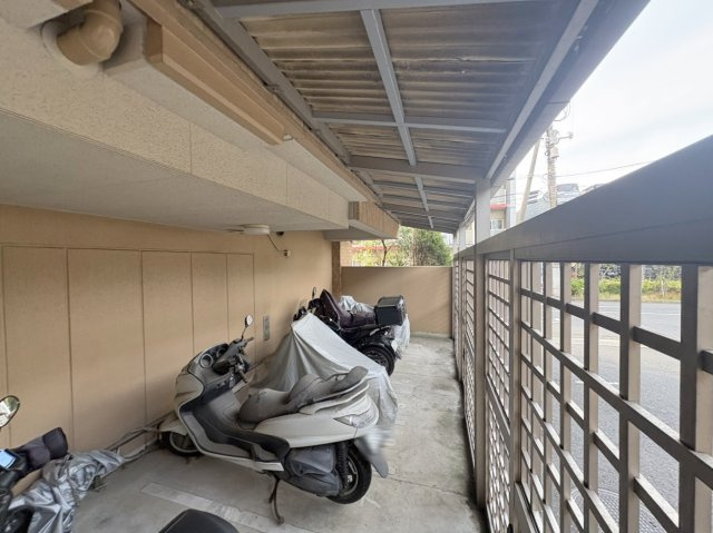 共用部・バイク置き場