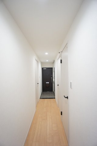 白を基調とした明るい室内♪