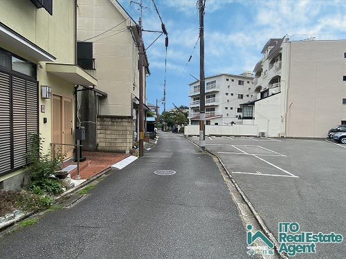 前面道路含む現地写真