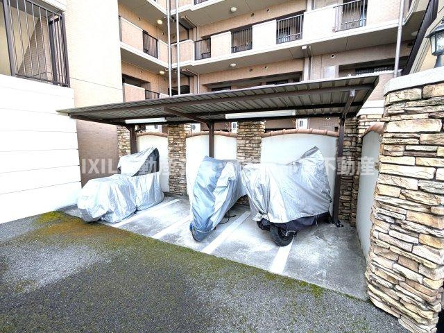 バイク置き場