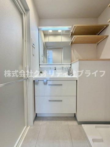 身だしなみを整える際にあると嬉しい独立洗面台