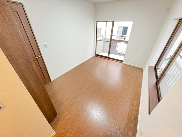 全居室収納付きで、お部屋がすっきり片付きます。