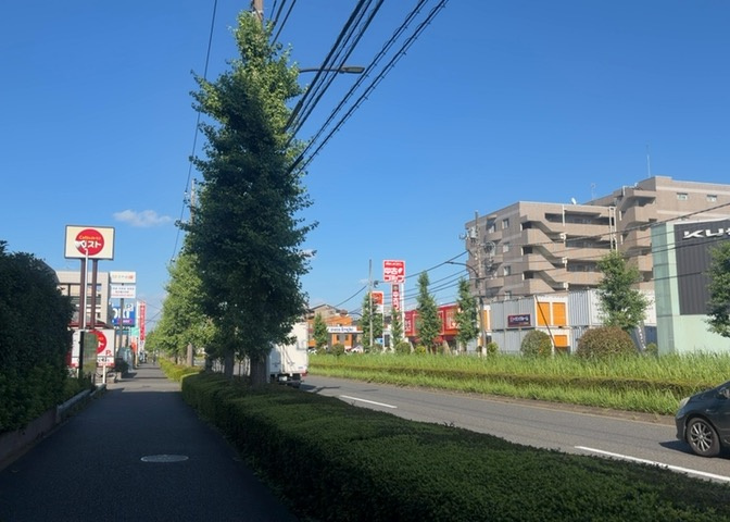 景色重視でお家選ぶをするとスーパーが遠い！学校が遠い！など生活をするうえで利便性で困ることもあります。まず一度現地を見学する際に、周辺の施設などがあるかを確認し、暮らし始めた後のことを想像しましょう。