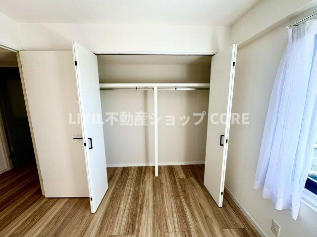 全居室に収納を完備しておりますので、居室の全空間を有効活用出来ます。　
