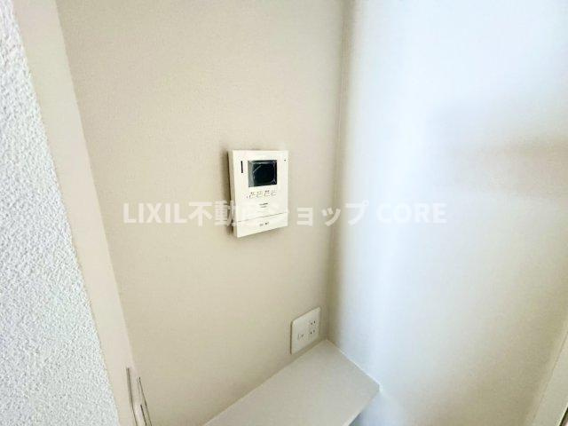 ＴＶモニター付インターホンでセキュリティ面にも配慮。小さなお子様のお留守番でも安心なアイテムです。　