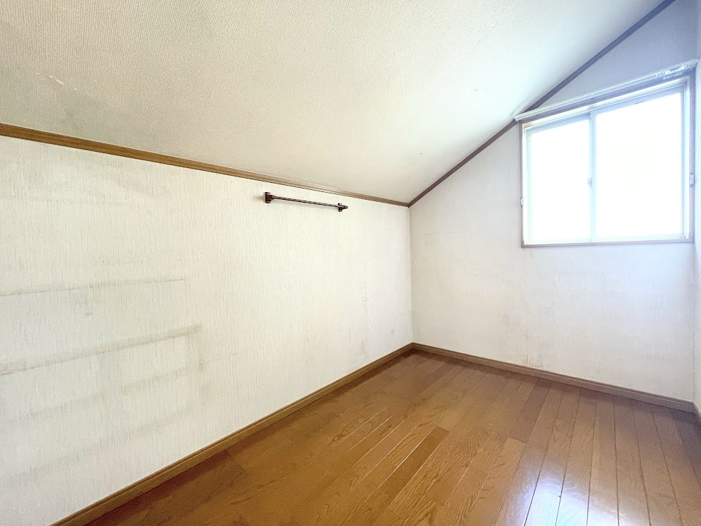 ◆荷物の多い方には嬉しい収納スペースです。季節物やスーツの収納等にピッタリです。