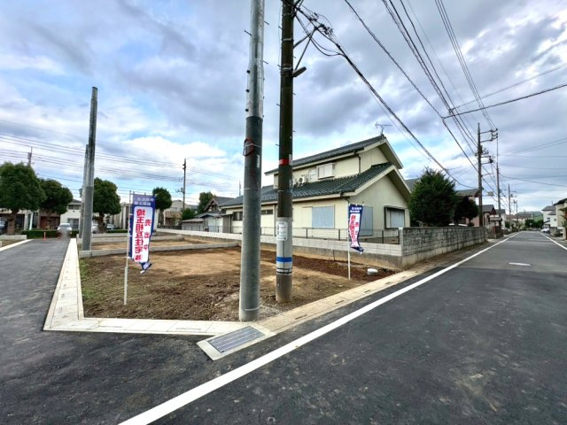 ■J区画　■自由設計で理想の住まいを実現できる注文住宅用地！　■現地と合わせて当社施工現場のご見学も可能です！
