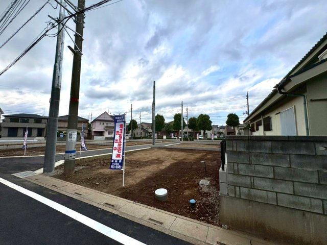 ■J区画　■自由設計で理想の住まいを実現できる注文住宅用地！　■現地と合わせて当社施工現場のご見学も可能です！