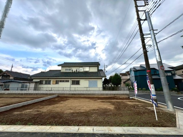 ■J区画　■自由設計で理想の住まいを実現できる注文住宅用地！　■現地と合わせて当社施工現場のご見学も可能です！