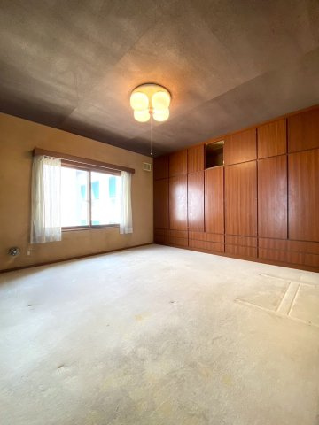 【江別市幸町の洋室】