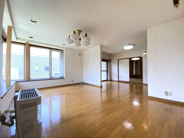 【江別市幸町の居間】