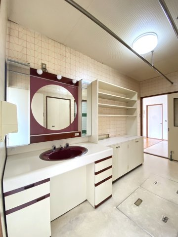 【江別市幸町の洗面】