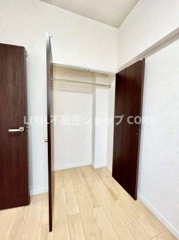 全居室に収納を完備しておりますので、居室の全空間を有効活用出来ます。　