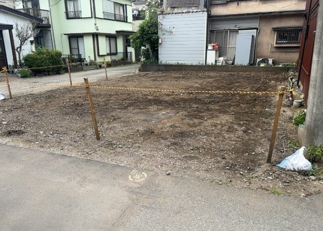 人が暮らすうえで日光は大切な要素となります。日当たりの良さは譲れないポイントですね。併せて近くに大きな建築物の建築予定がないか、あるいはそれが可能な土地が近くにないか事前に確認することもお勧めします。