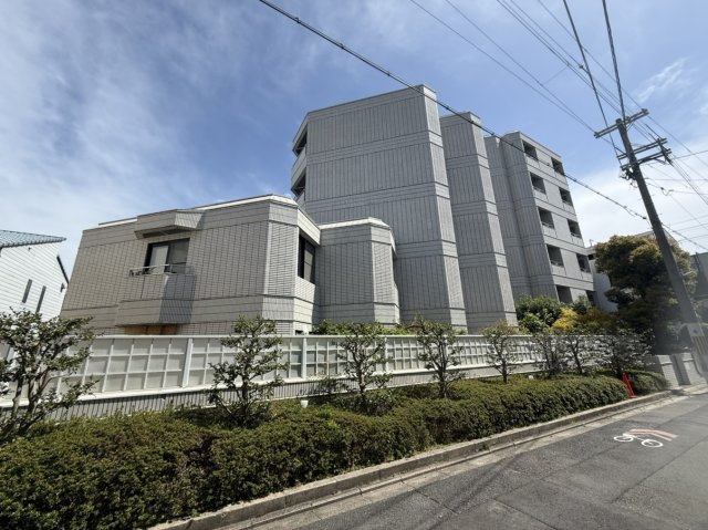 1989年7月築。総戸数25戸のマンションです。