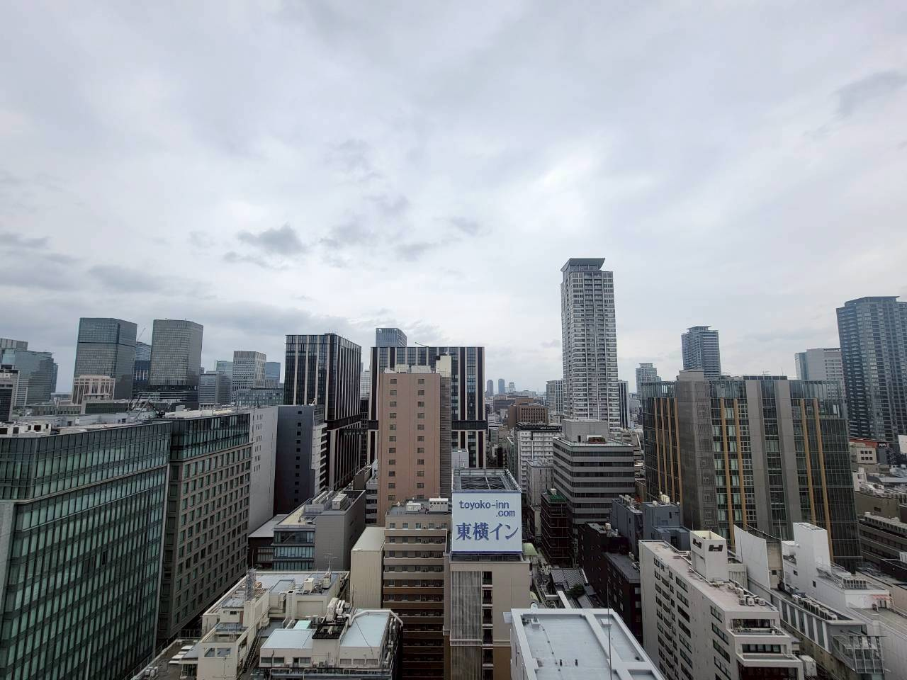 【物件からの眺望】21Fからの眺望！周りに高い建物が少なく、広く大阪の景色をお楽しみいただけます☆