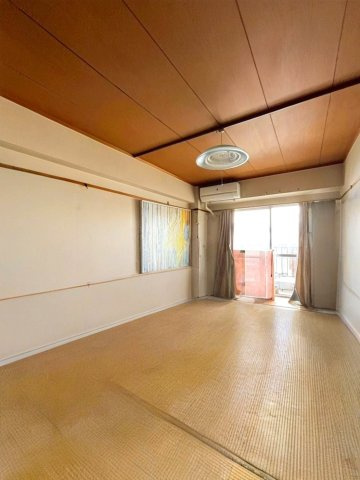 ※本画像は居住者様の家具をCGで消した画像であり、現況と異なる場合がございます。　※畳のお部屋です。