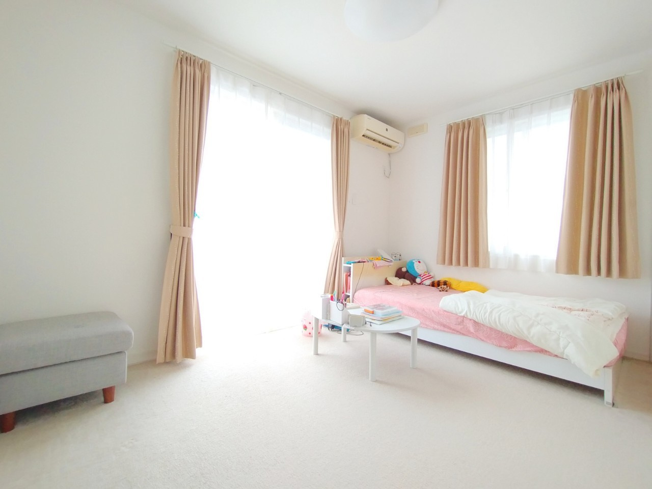 1Fリビング横の洋室は子供部屋にも主寝室にも使えます