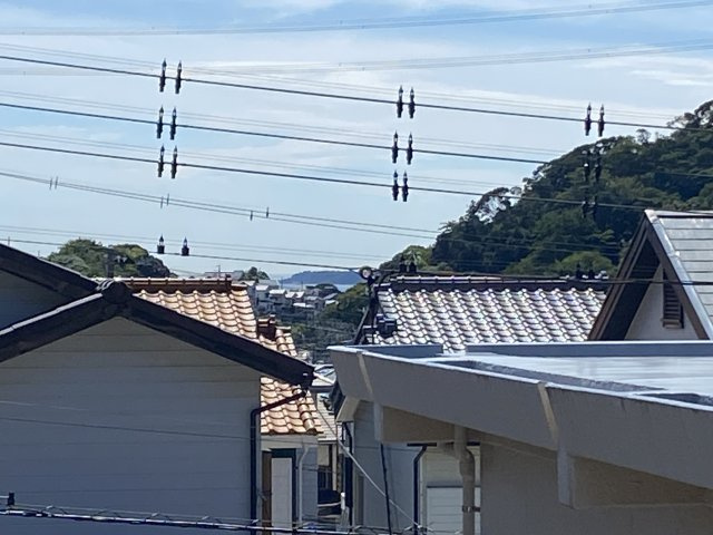 少しですが金田湾が遠望できます。