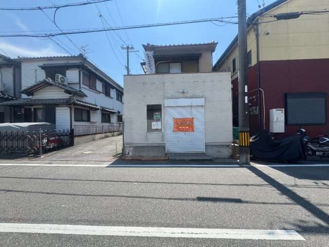 外観：327002601630