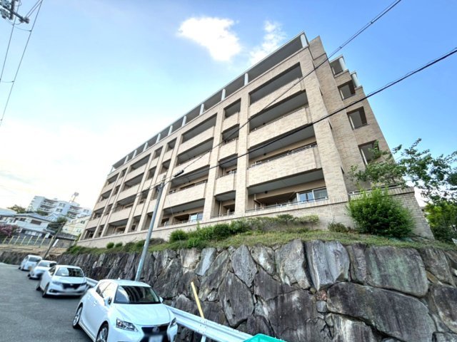 外観：328000677404