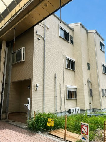 価格も1、980万円ですので、現在のお家賃と比べると『家賃を払い続けるより、自分の資産になる住まい』としてご検討いただける価格帯です。