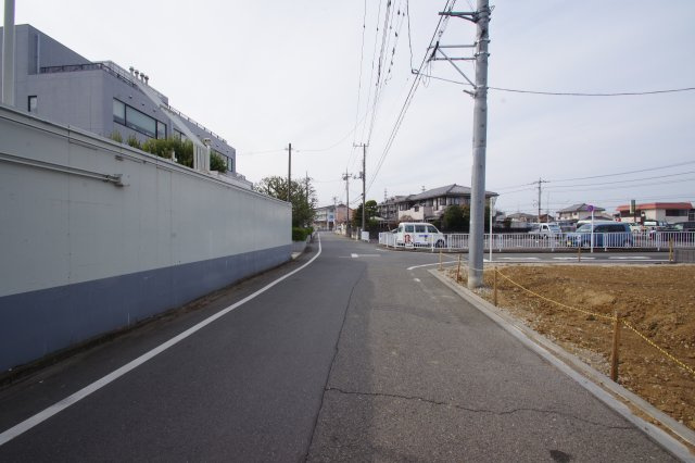 前面道路含む現地写真