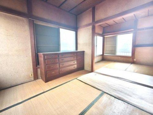2階はどりらも6帖以上でゆとりがある間取りです！
