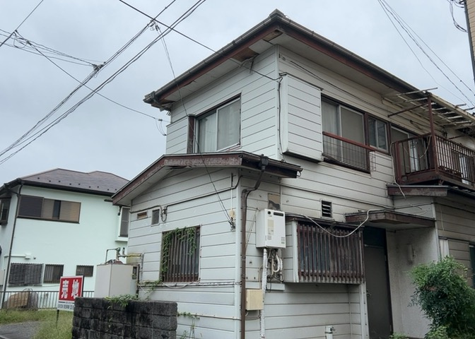家を建てる前提で土地を探している場合、地盤の丈夫さは譲れない条件の一つです。地盤が脆弱だと追加工事が必要となります。また、過去に地盤沈下や液状化現象を起こした土地は、できるだけ避けた方がいいでしょう。