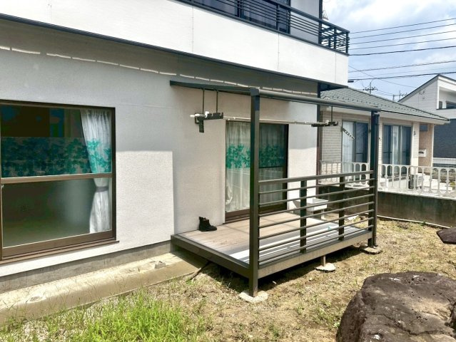 ■バルコニー｜あたたかな陽のひかりを浴びることのできるバルコニー。お洗濯物やお布団を干せば、家族みんなが気持ちよく暮らすことができます(*^^*)